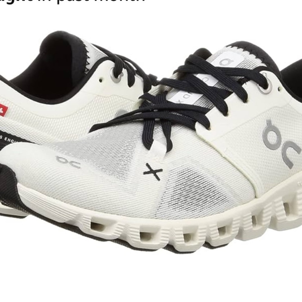 On Running Women’s White and Black Sneakers size 9 Wide. Brand New Never Worn